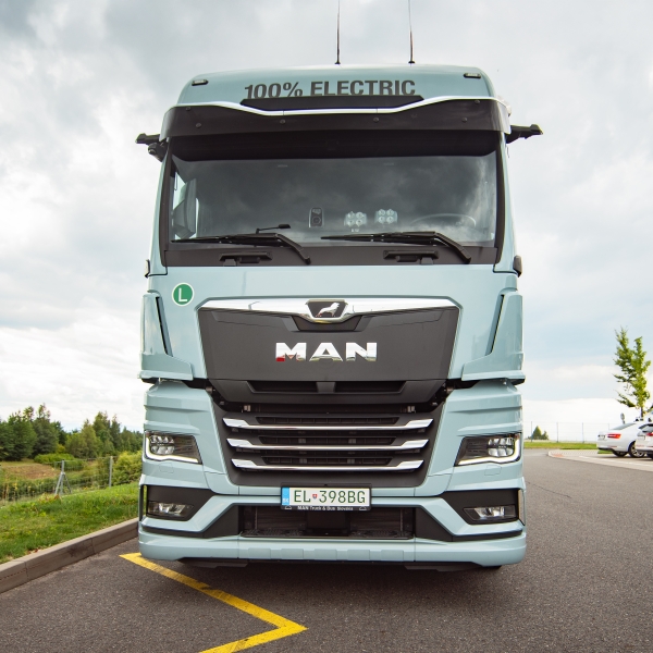 Geis tested the MAN eTGX electric truck