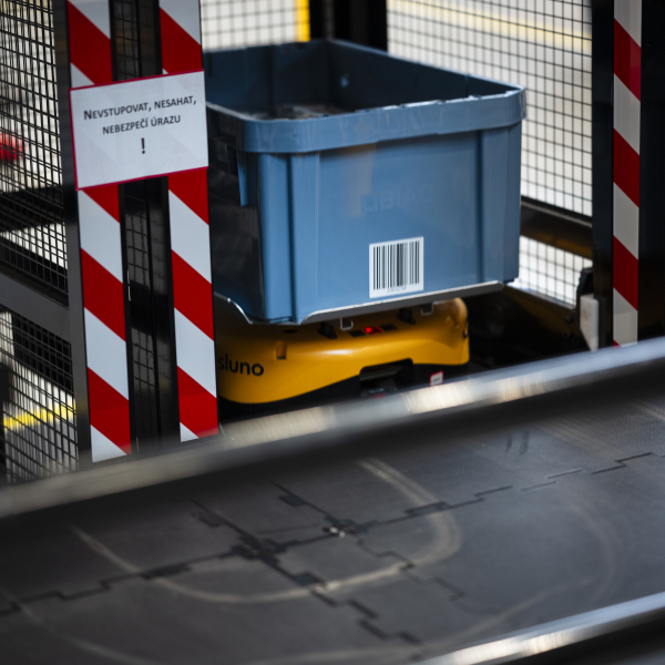 AirRob at the Geis warehouse in Ostrava 